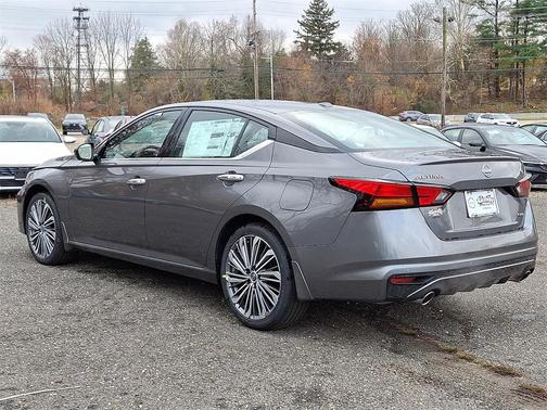 2025 Nissan Altima 2.5 SL