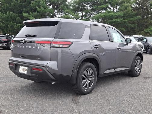 2025 Nissan Pathfinder S 4WD