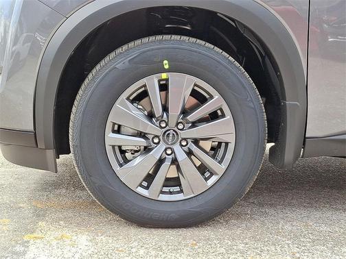 2025 Nissan Pathfinder S 4WD