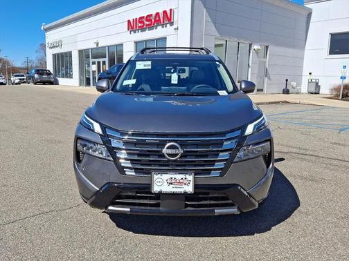 2025 Nissan Rogue Platinum