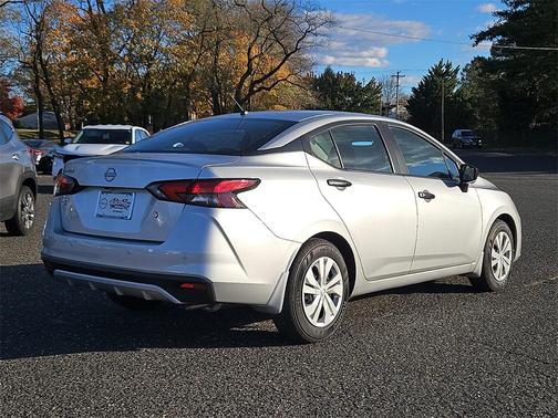 2025 Nissan Versa 1.6 S