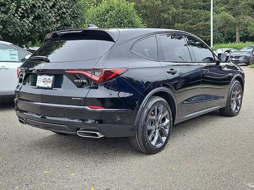 2022 Acura MDX A-Spec Package