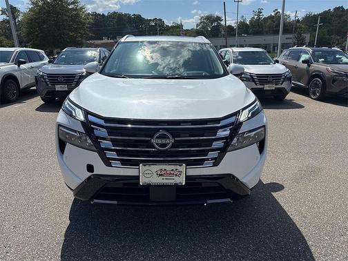 2025 Nissan Rogue Platinum