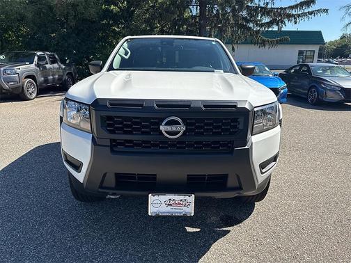 2025 Nissan Frontier S