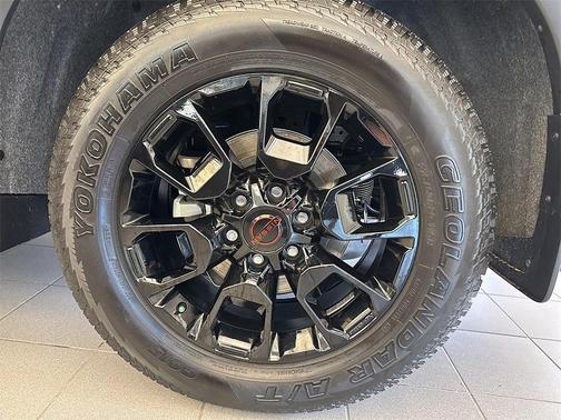 2025 Nissan Armada PRO-4X 4WD