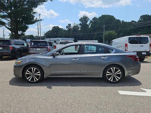 2017 Nissan Altima 2.5 SR