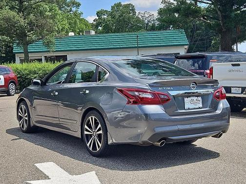 2017 Nissan Altima 2.5 SR