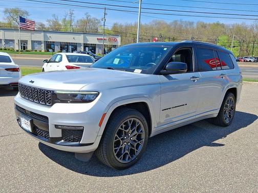 Silver Zynith 2023 Jeep Grand Cherokee L Summit Reserve