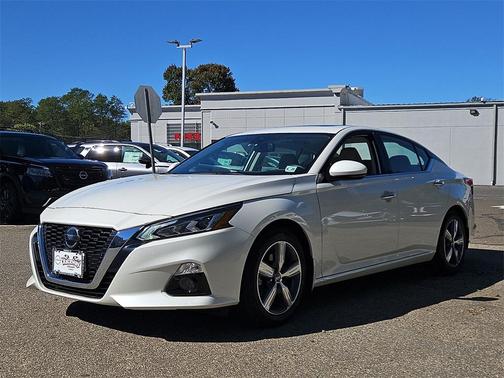 2020 Nissan Altima 2.5 SV