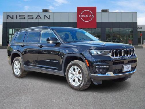 Diamond Black Crystal Pearlcoat 2023 Jeep Grand Cherokee L Limited