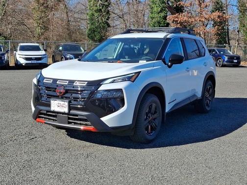 2025 Nissan Rogue Rock Creek