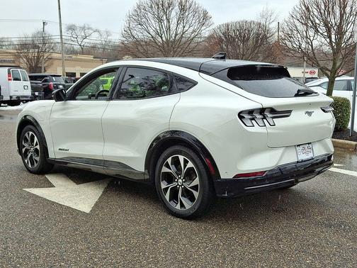 2021 Ford Mustang Mach-E Premium