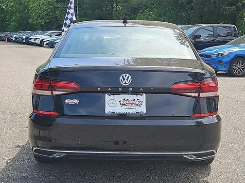 2020 Volkswagen Passat 2.0T SE