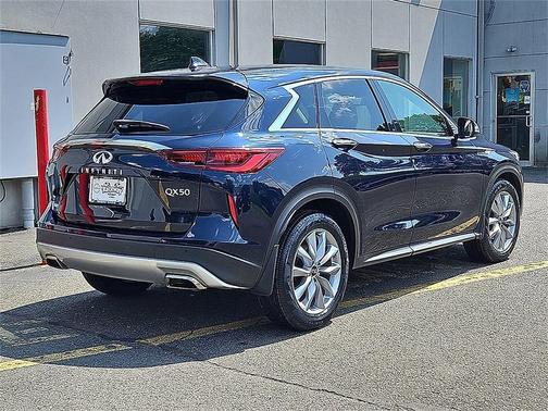 2022 INFINITI QX50 PURE AWD