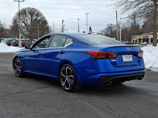 2025 Nissan Altima SR FWD