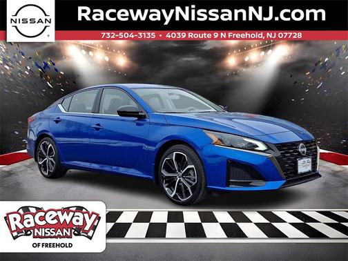 2025 Nissan Altima SR FWD