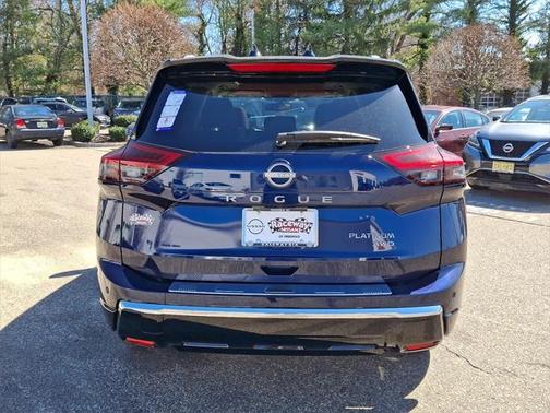 2025 Nissan Rogue Platinum