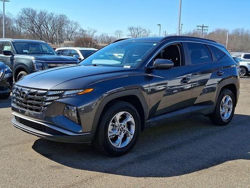 2022 Hyundai TUCSON SEL