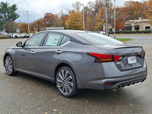 2025 Nissan Altima 2.5 SL