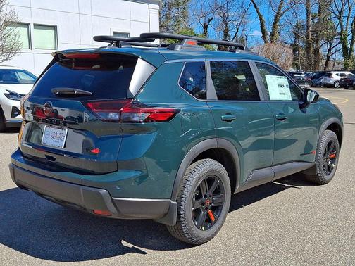 Obsidian Green 2026 Nissan Rogue Rock Creek