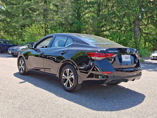 Super Black 2023 Nissan Sentra SV
