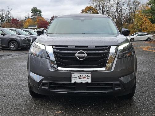 2025 Nissan Pathfinder S 4WD