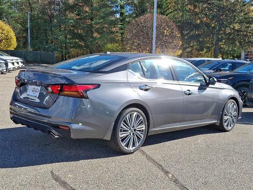 2025 Nissan Altima 2.5 SL