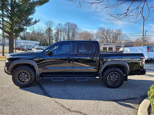 2022 Nissan Frontier PRO-4X