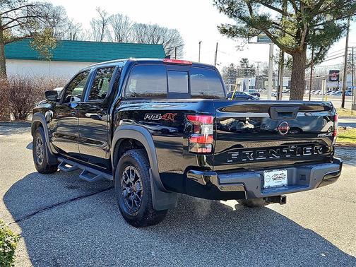 2022 Nissan Frontier PRO-4X