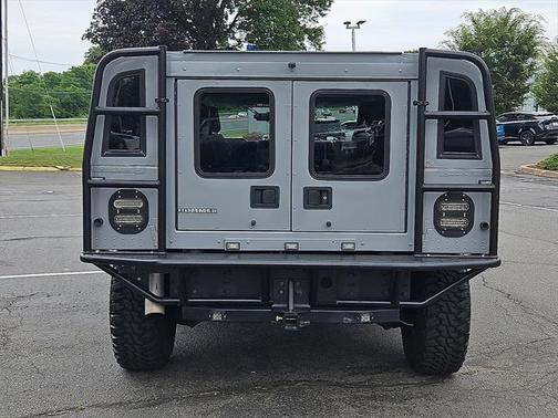 2001 Am General Hummer Enclosed