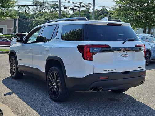 2022 GMC Acadia AWD SLE