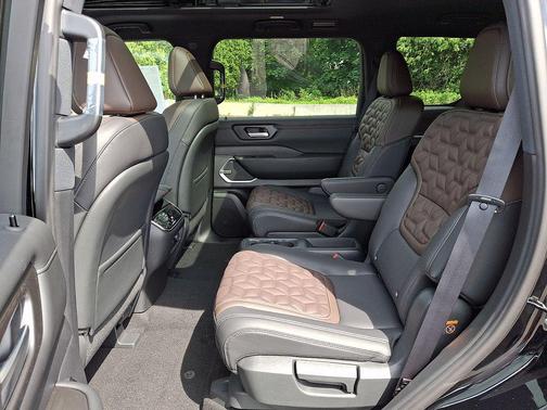 Super Black 2026 Nissan Armada Platinum Reserve