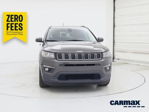 Gray 2019 Jeep Compass Latitude