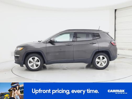 Gray 2019 Jeep Compass Latitude