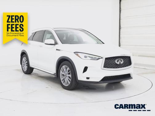 White 2023 INFINITI QX50 Luxe