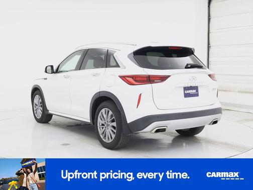 White 2023 INFINITI QX50 Luxe