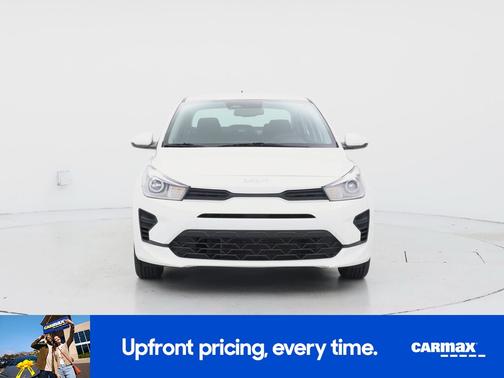 White 2023 Kia Rio LX