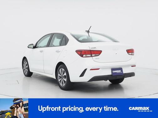 White 2023 Kia Rio LX