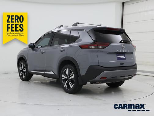 Gray 2023 Nissan Rogue SL