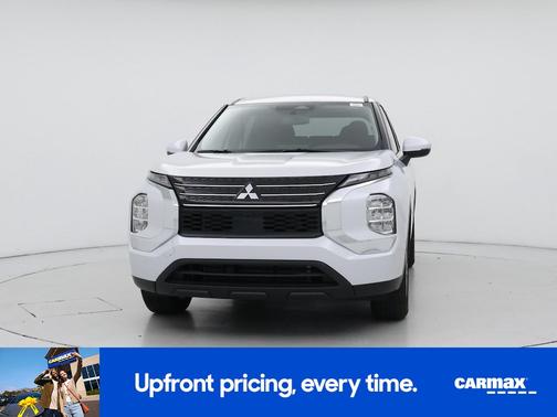 2024 Mitsubishi Outlander ES