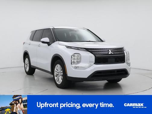 2024 Mitsubishi Outlander ES