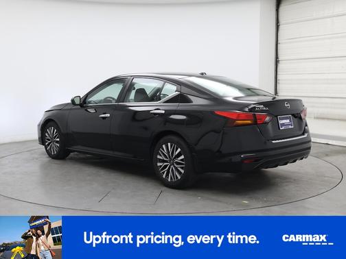 2023 Nissan Altima SV