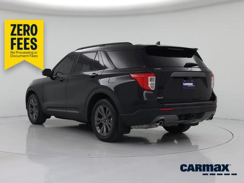 Black 2022 Ford Explorer XLT
