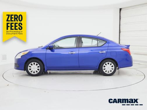 Blue 2016 Nissan Versa SV