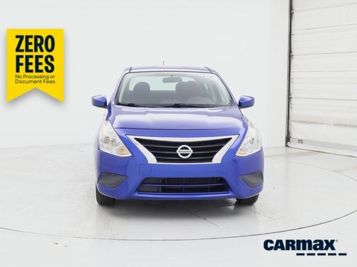 Blue 2016 Nissan Versa SV