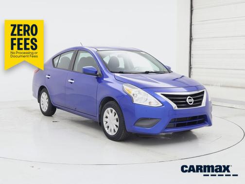 Blue 2016 Nissan Versa SV
