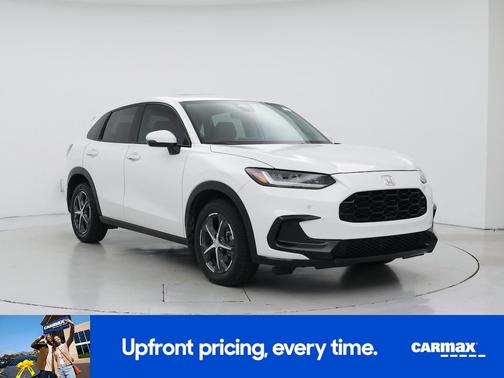 White 2023 Honda HR-V EX-L