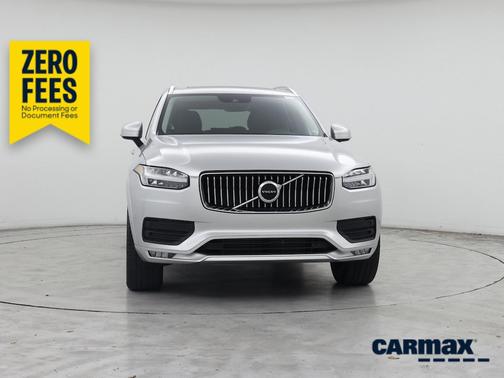 Silver 2022 Volvo XC90 T5 Momentum