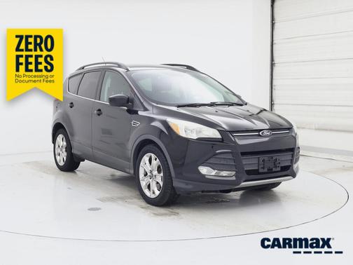 Black 2016 Ford Escape SE