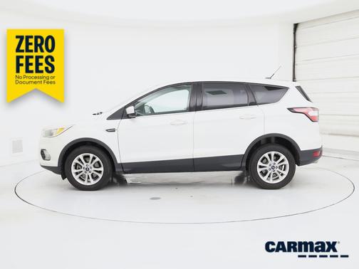 White 2017 Ford Escape SE